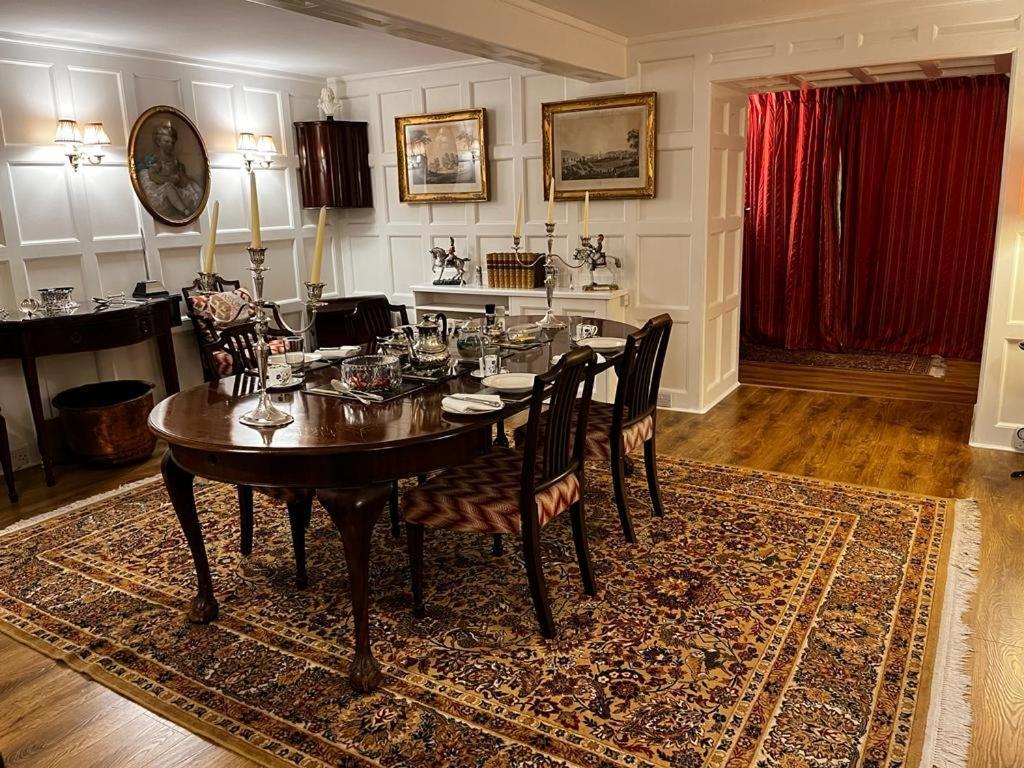 Bed and Breakfast Whitehouse à Uplawmoor Extérieur photo